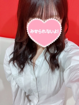 Yシャツとわたし ユミ